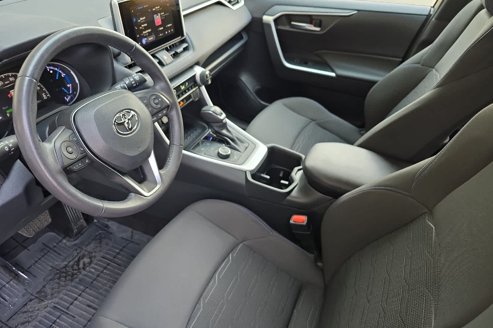 Thumbnail: 2023 Toyota RAV4 - 11