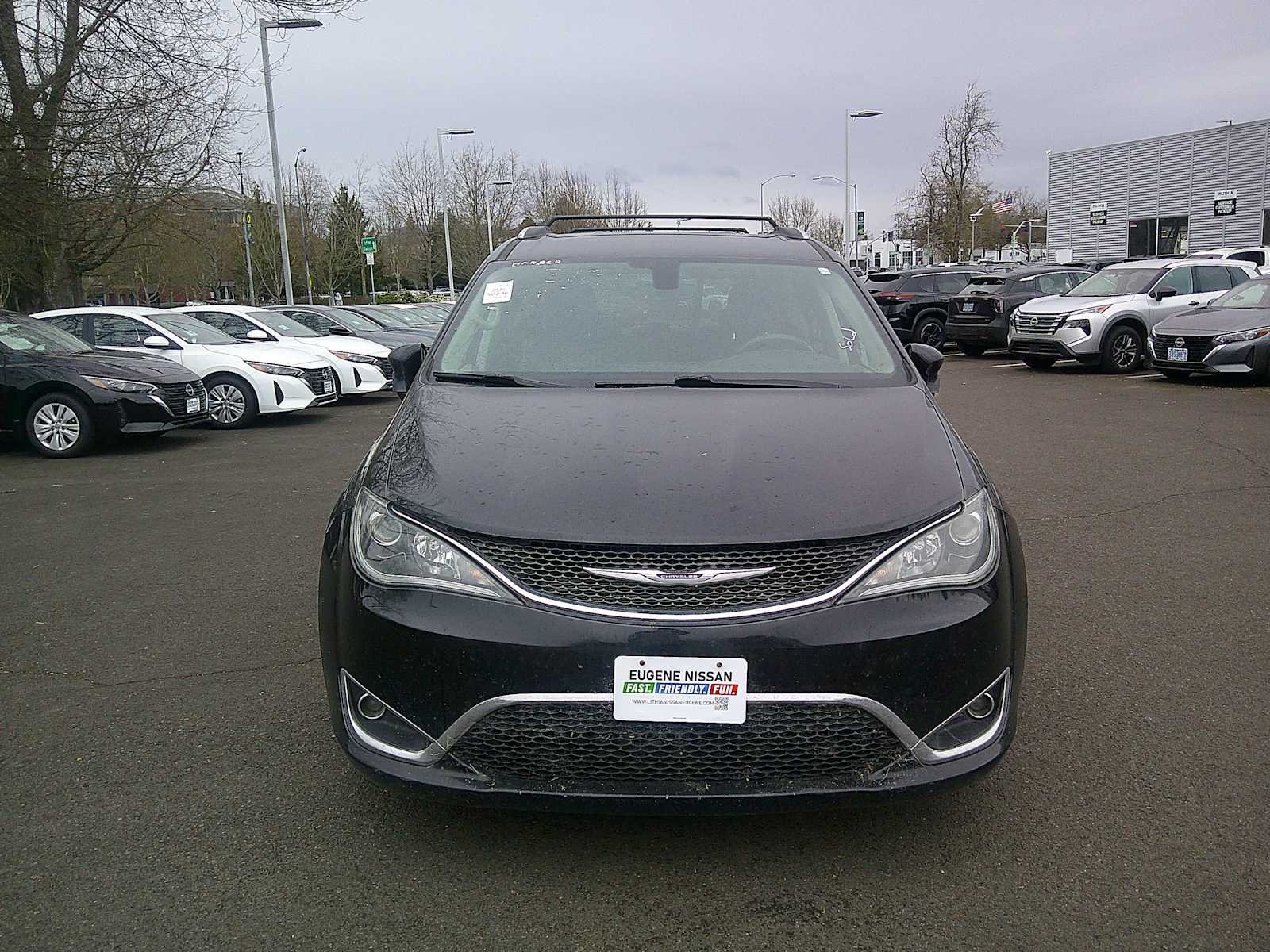 Thumbnail: 2020 Chrysler Pacifica - 8