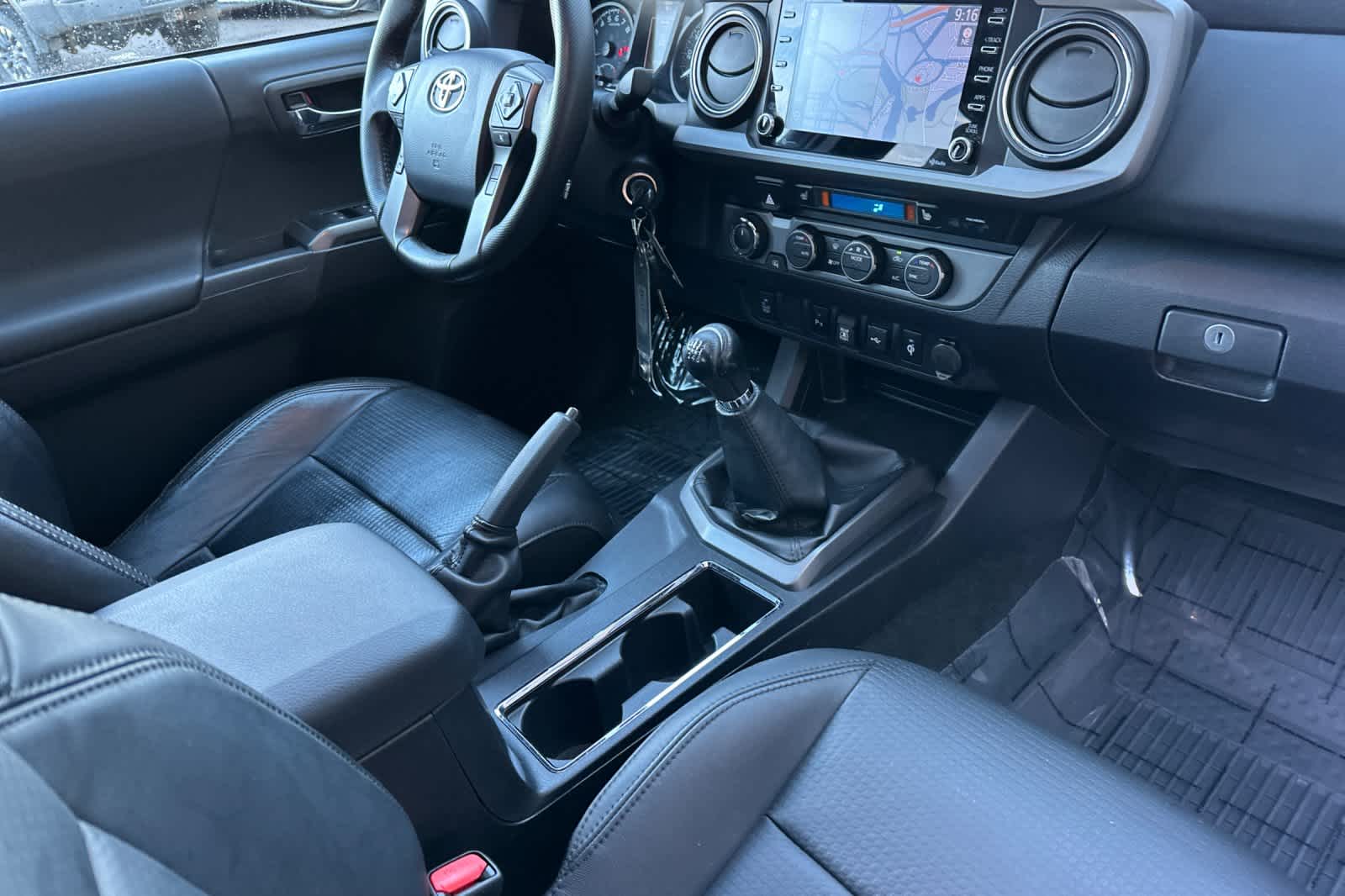 Thumbnail: 2023 Toyota Tacoma - 15