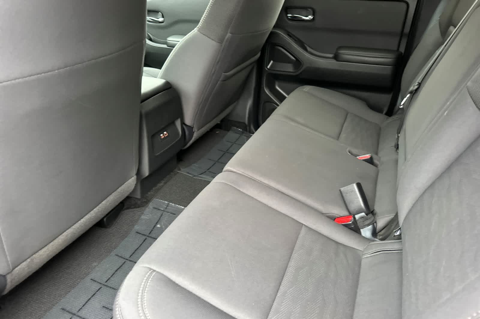 Thumbnail: 2023 Nissan Frontier - 4