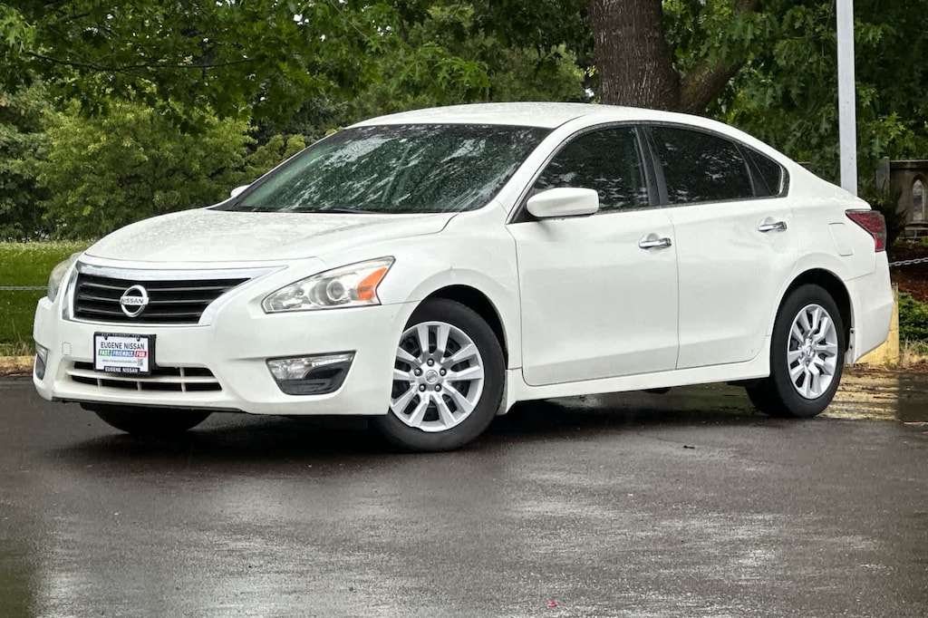 Used 2015 Nissan Altima 2.5 S Sedan
