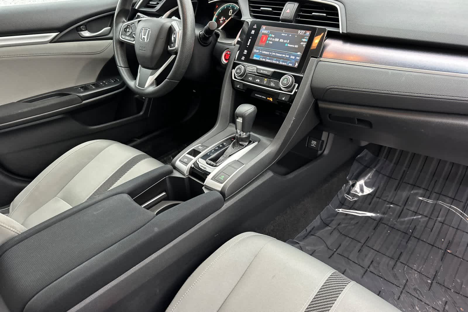 Thumbnail: 2016 Honda Civic - 15