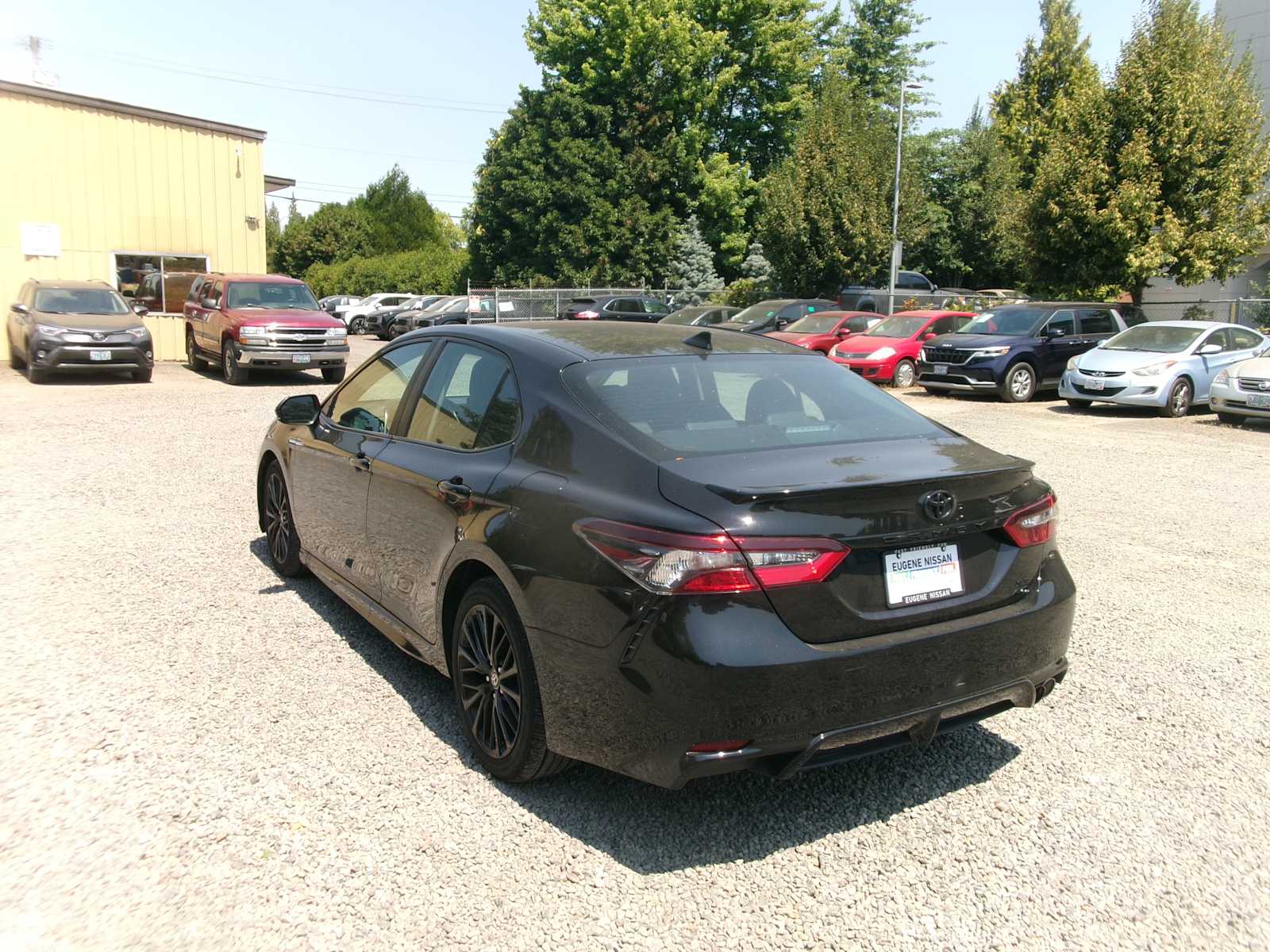Thumbnail: 2021 Toyota Camry - 3