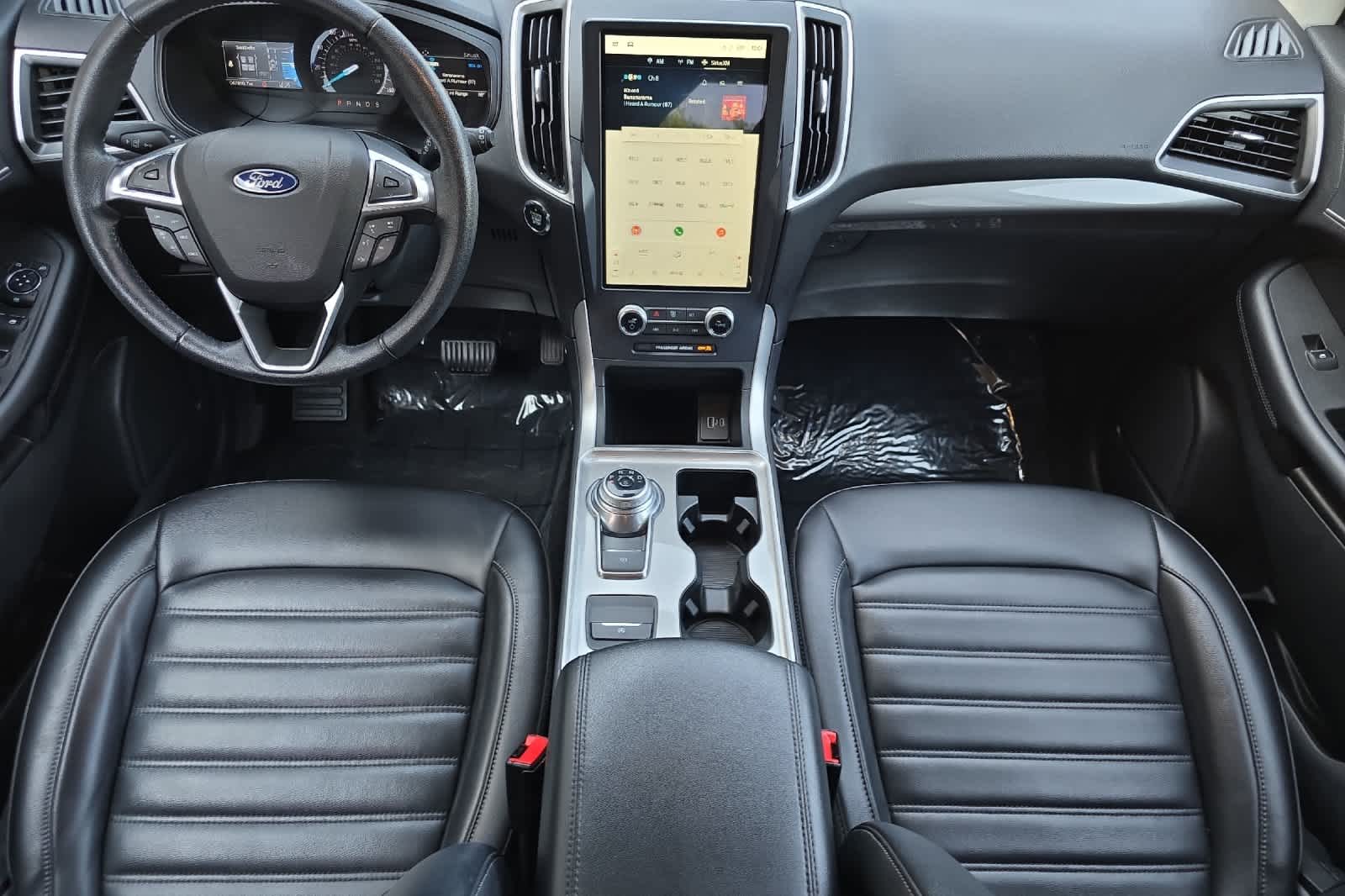 2023 Ford Edge SEL photo 3