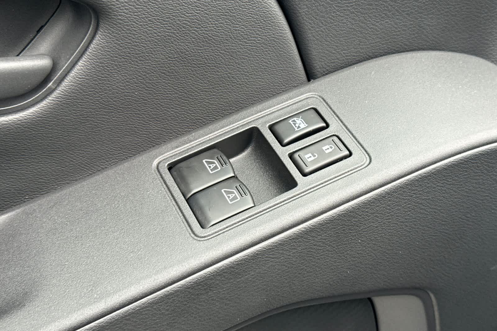 Thumbnail: 2026 Nissan Frontier - 13