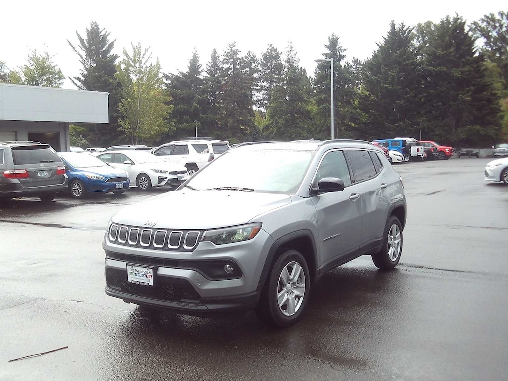 Used 2022 Jeep Compass Latitude SUV