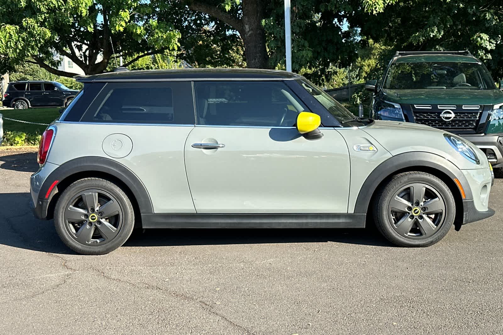 Thumbnail: 2021 MINI Cooper Hardtop - 8