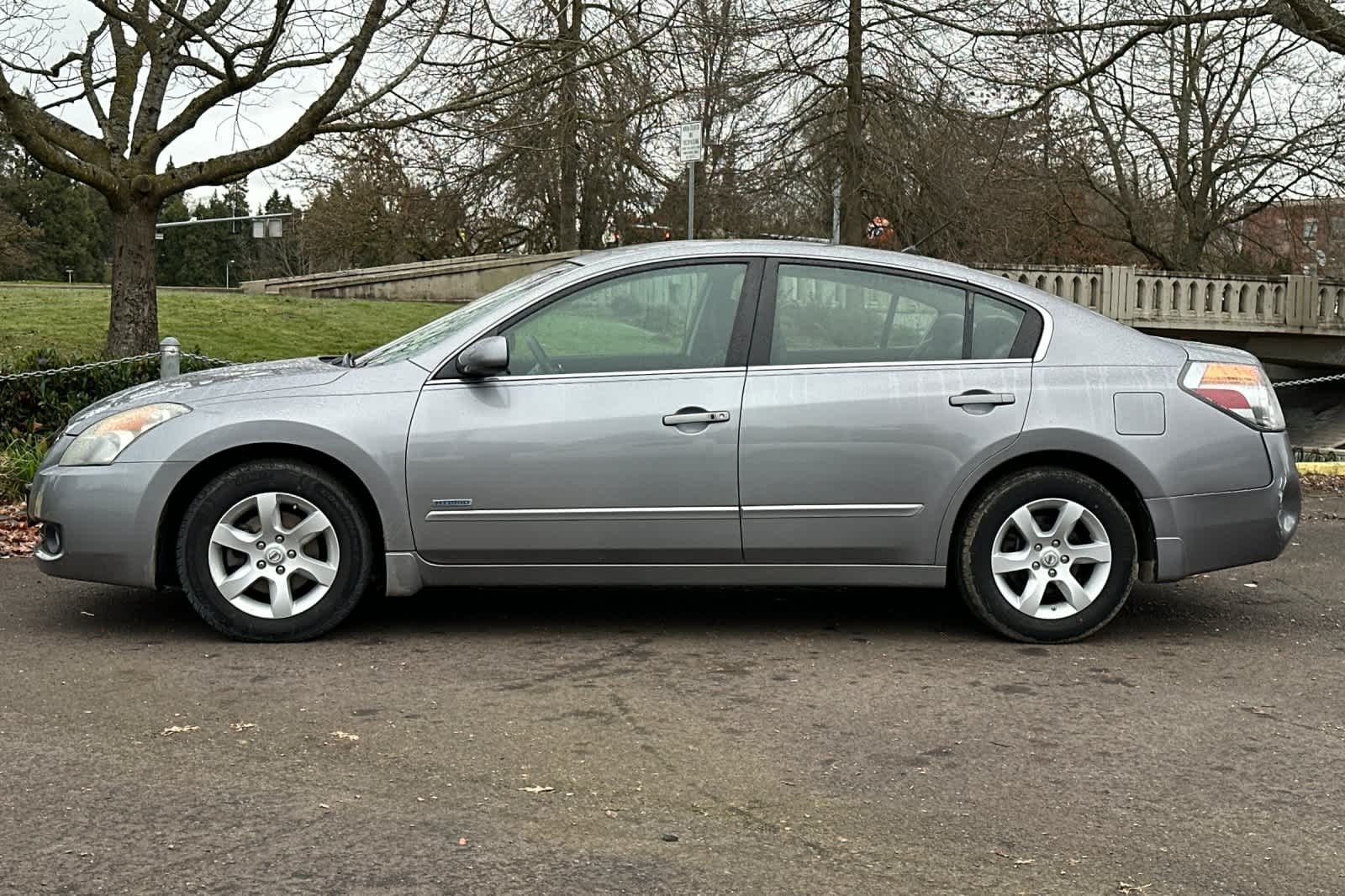 Thumbnail: 2009 Nissan Altima - 5