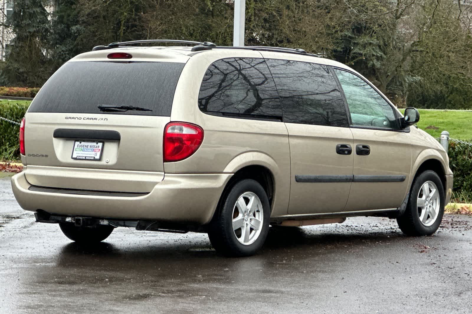 Used 2005 Dodge Grand Caravan SE with VIN 1D4GP24R35B424107 for sale in Eugene, OR