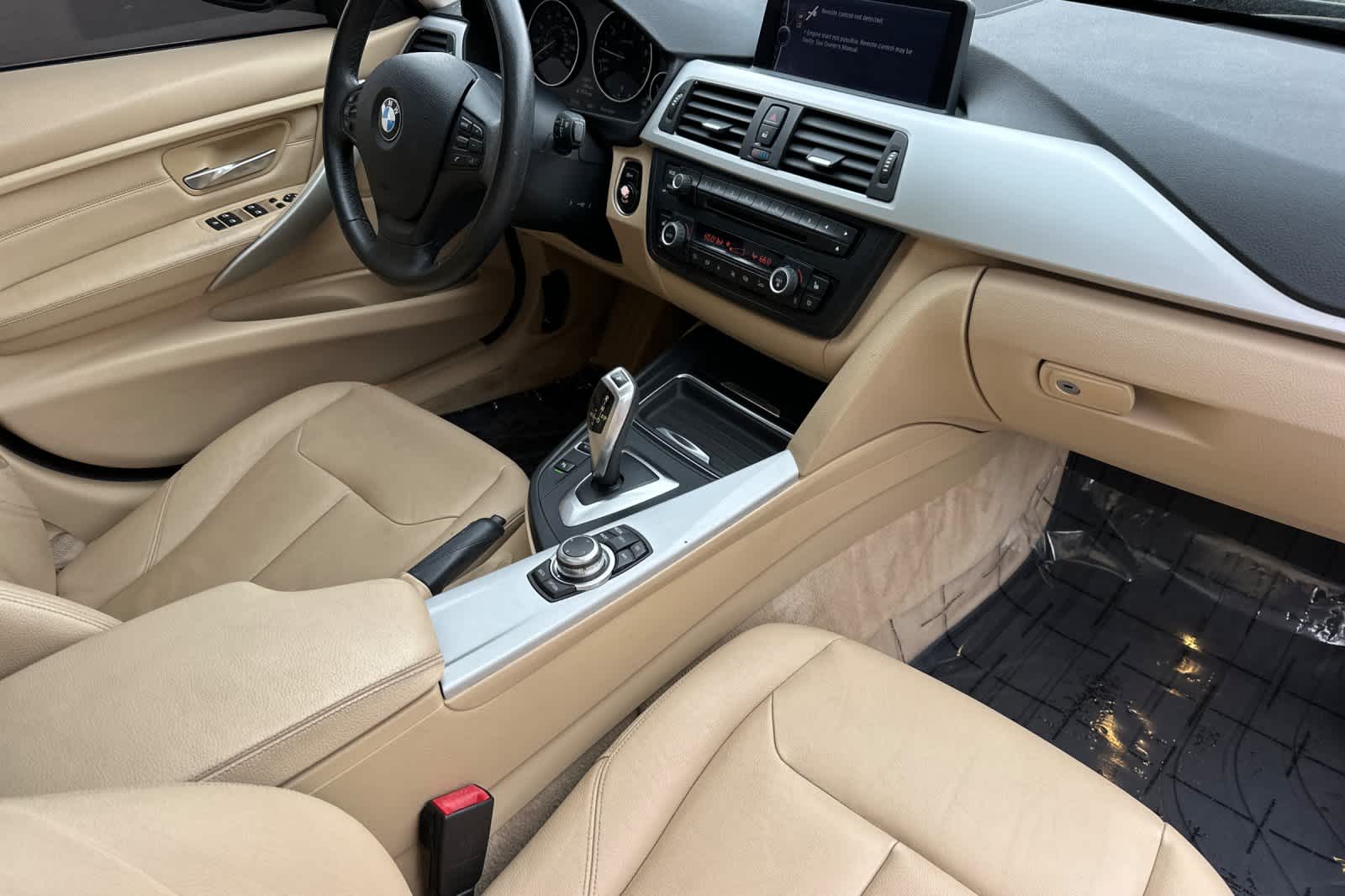 Thumbnail: 2012 BMW 3 Series - 15