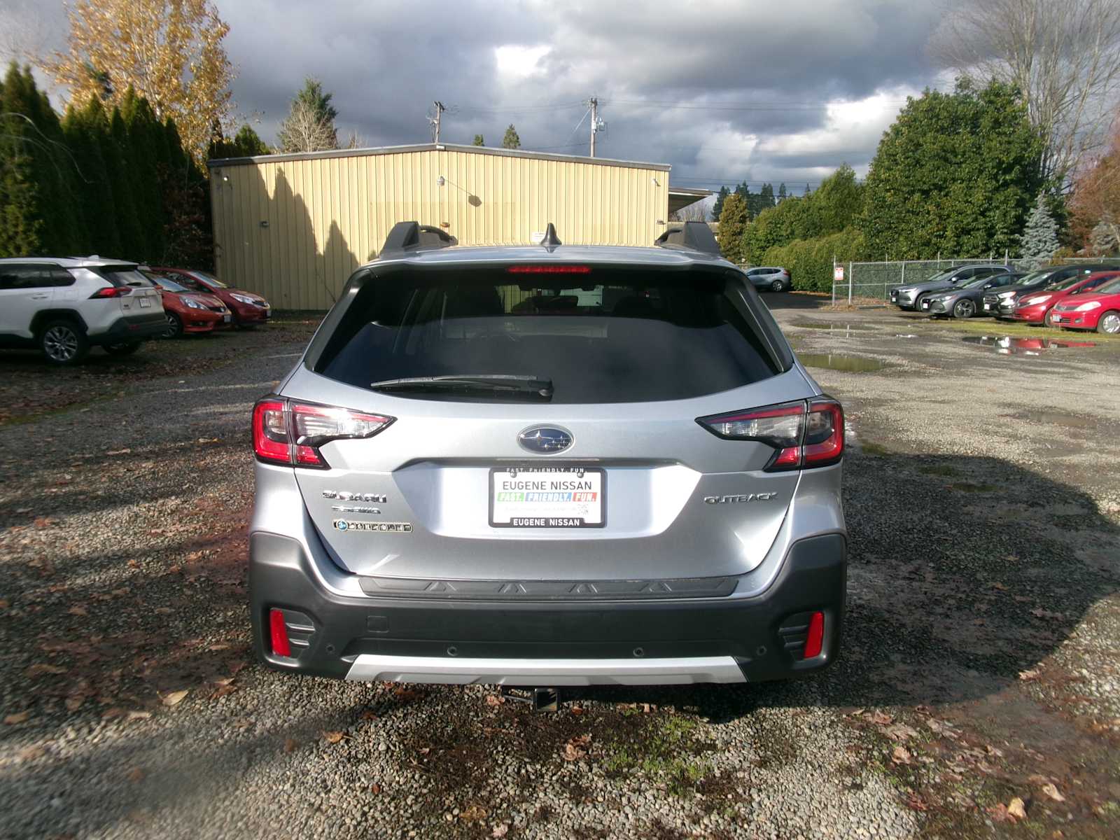 2020 Subaru Outback Limited photo 2
