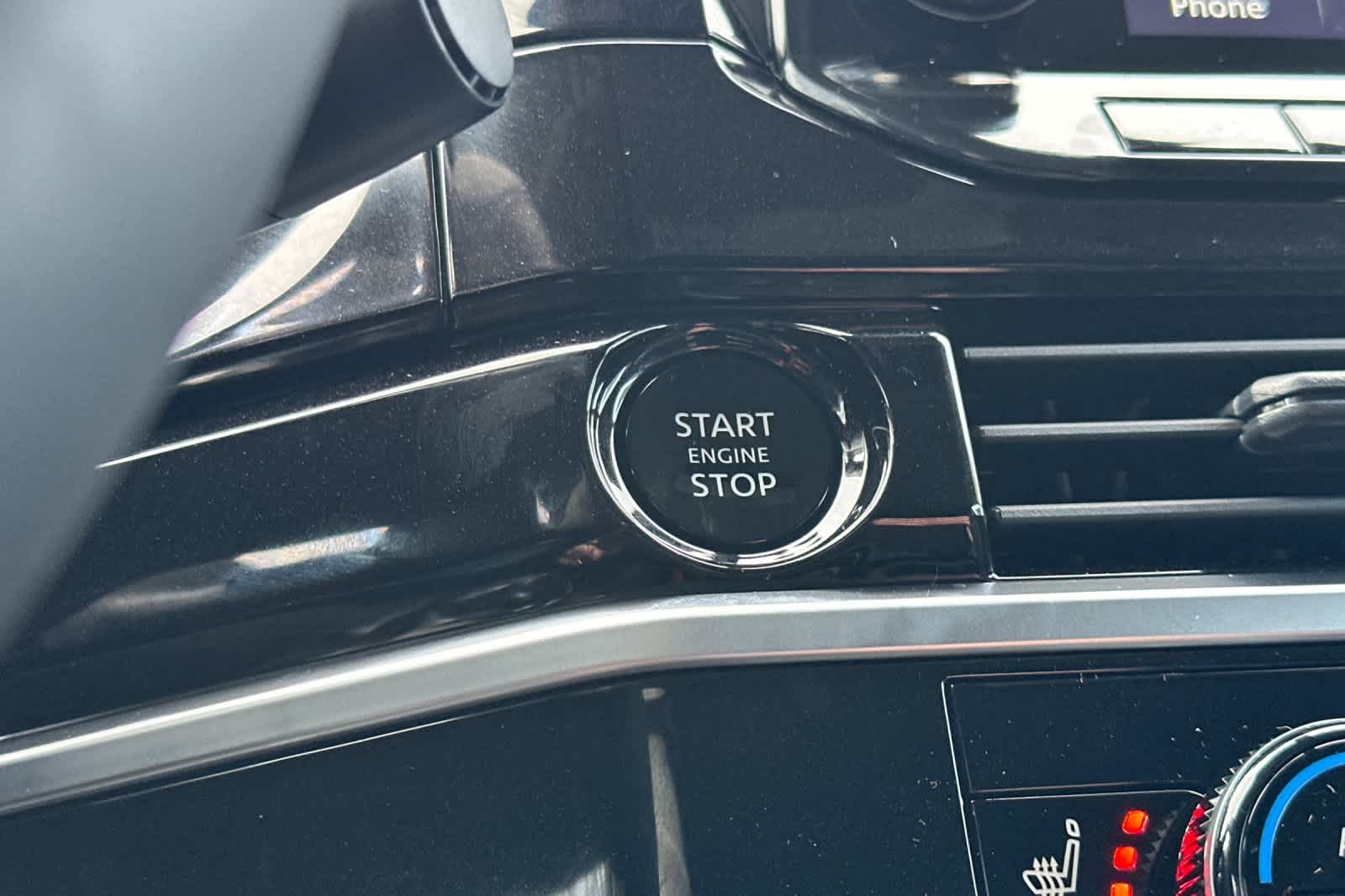 Thumbnail: 2025 Nissan Pathfinder - 24