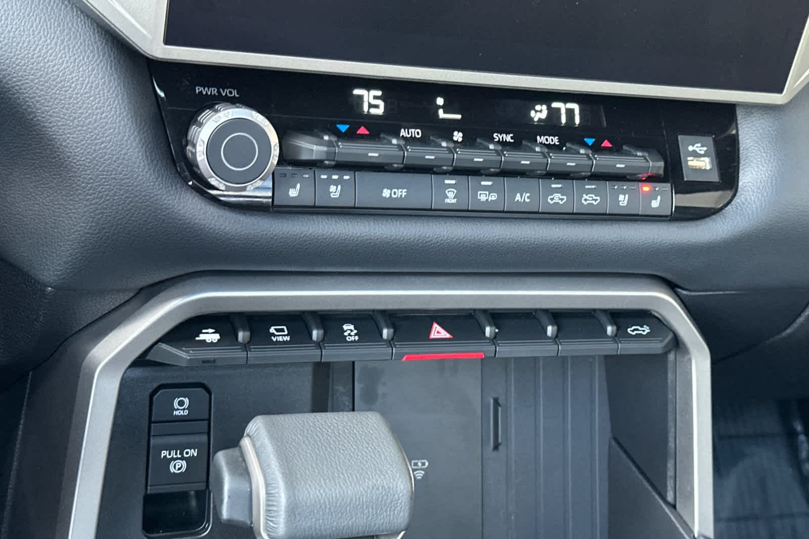 Thumbnail: 2025 Toyota Tundra - 19