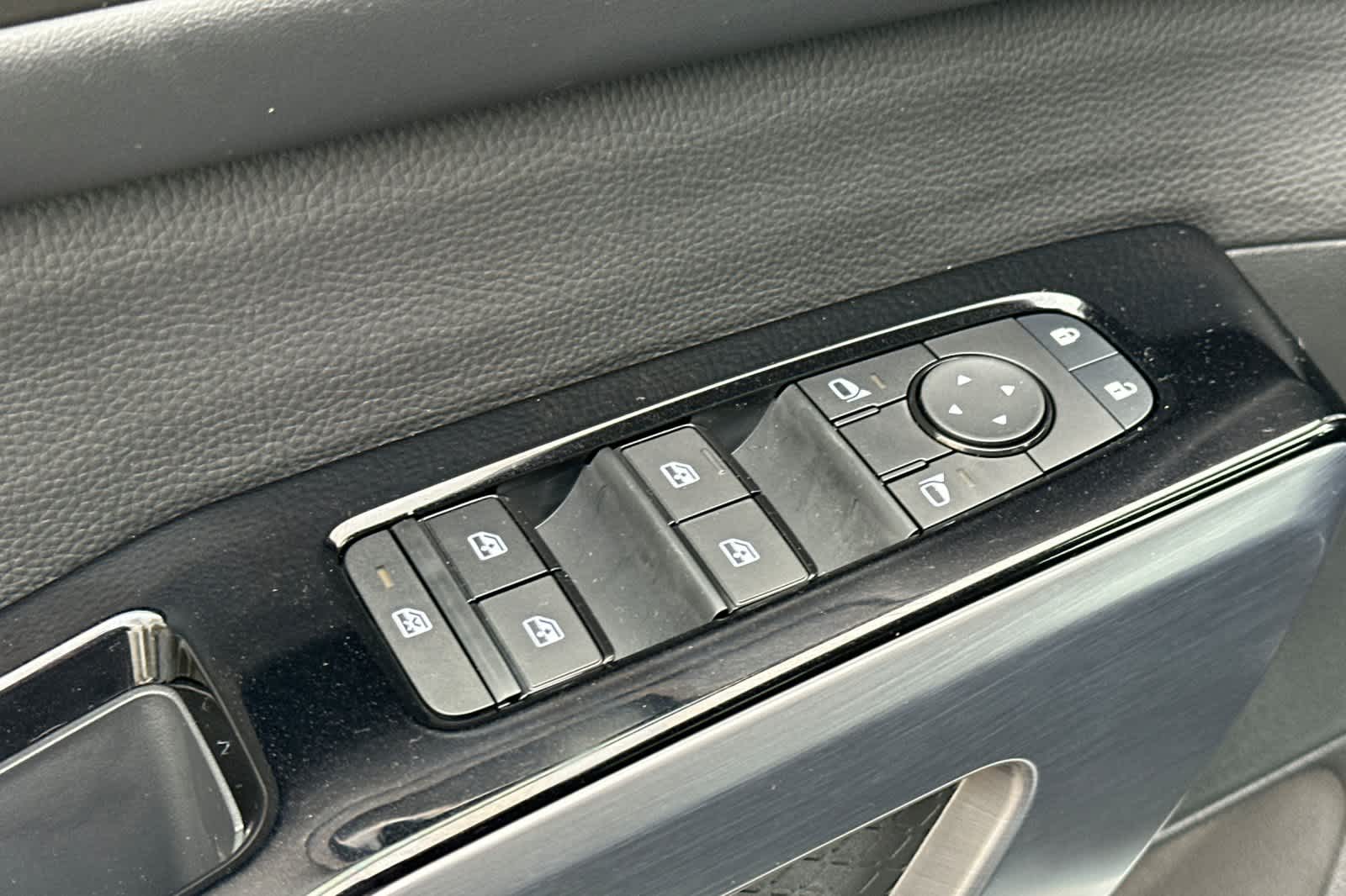 Thumbnail: 2026 Nissan Pathfinder - 13