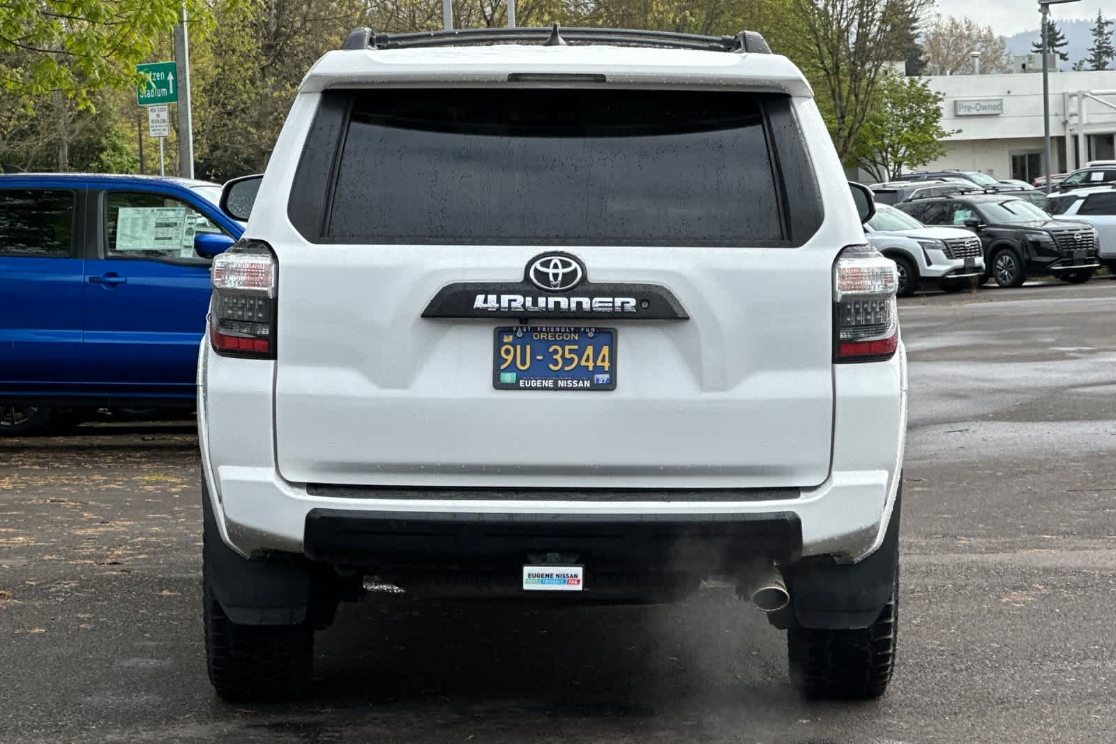 Thumbnail: 2016 Toyota 4Runner - 6