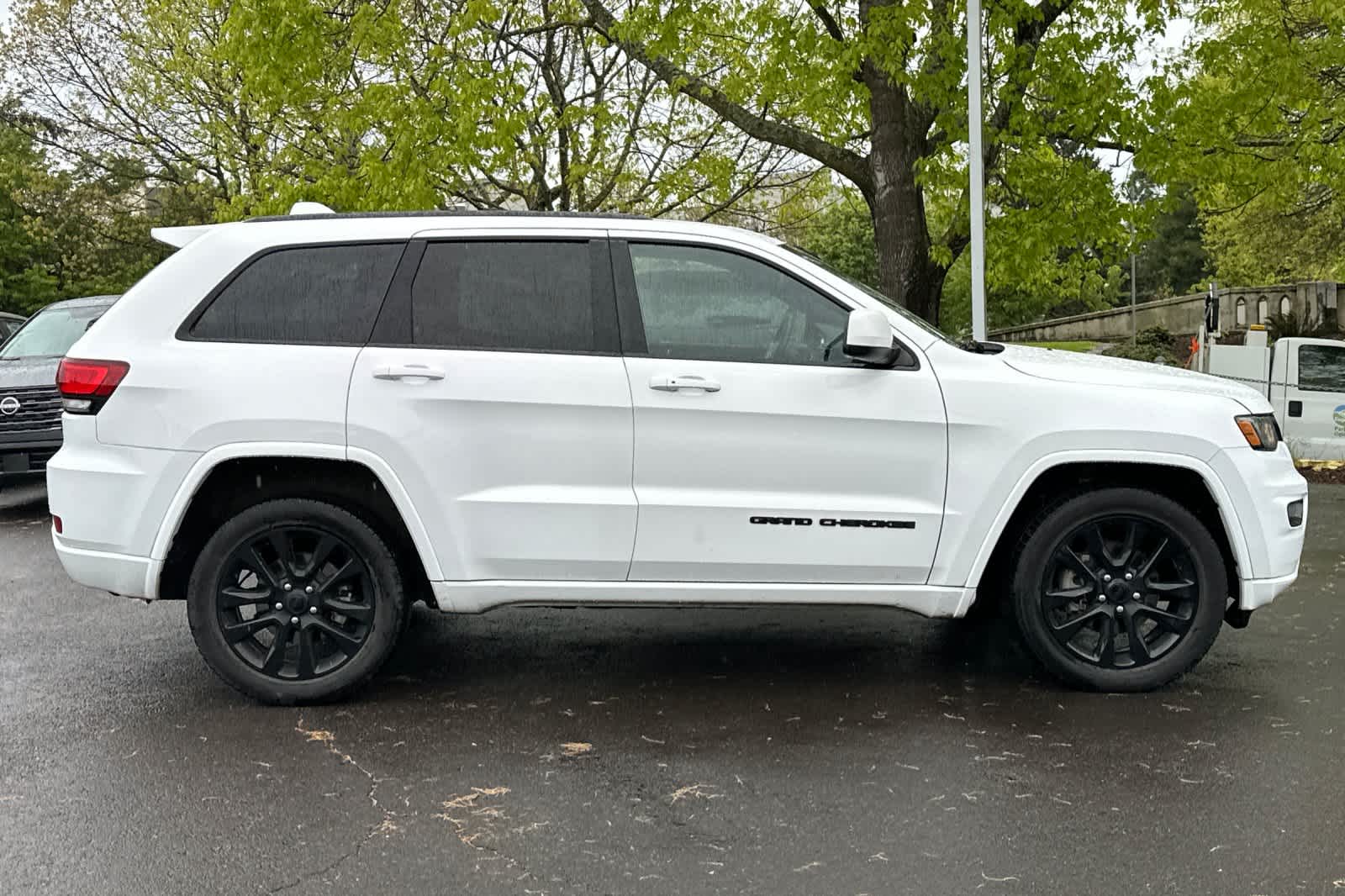 Thumbnail: 2019 Jeep Grand Cherokee - 8