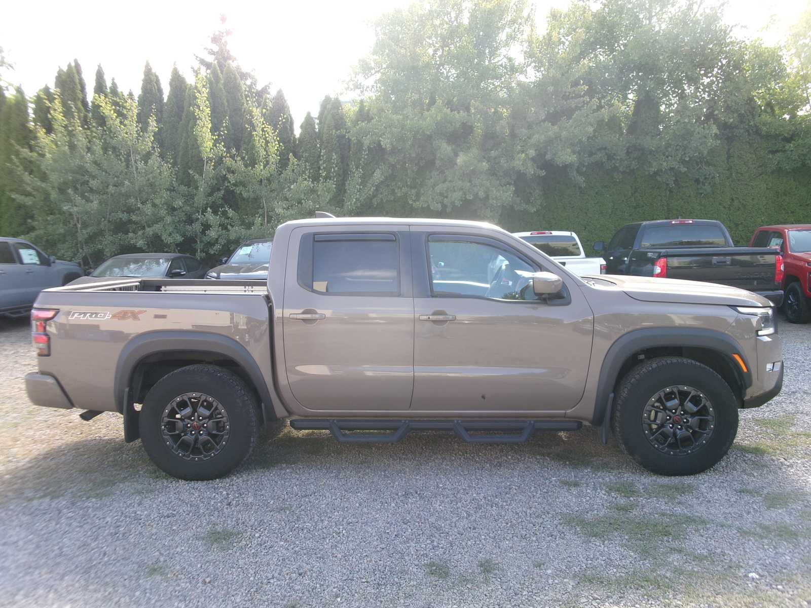 Thumbnail: 2022 Nissan Frontier - 6