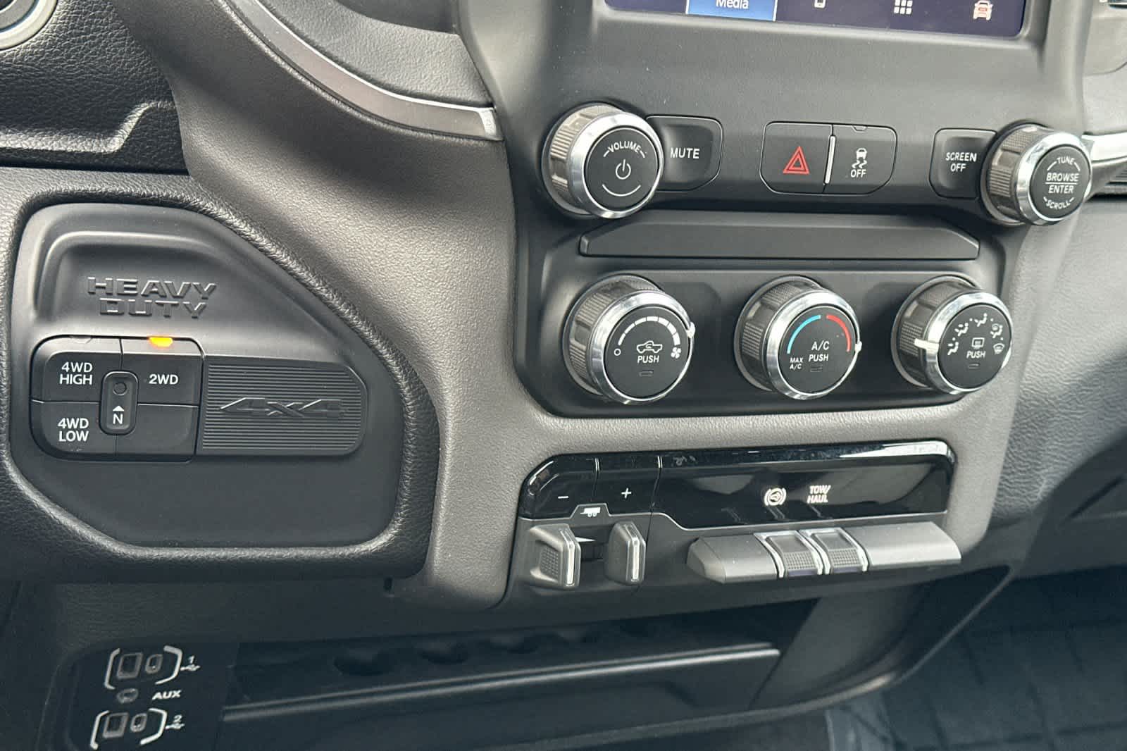 Thumbnail: 2024 RAM 2500 - 19