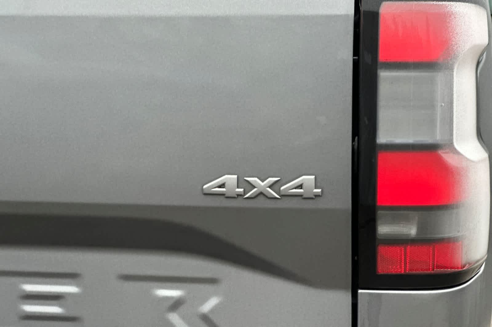 Thumbnail: 2026 Nissan Frontier - 24