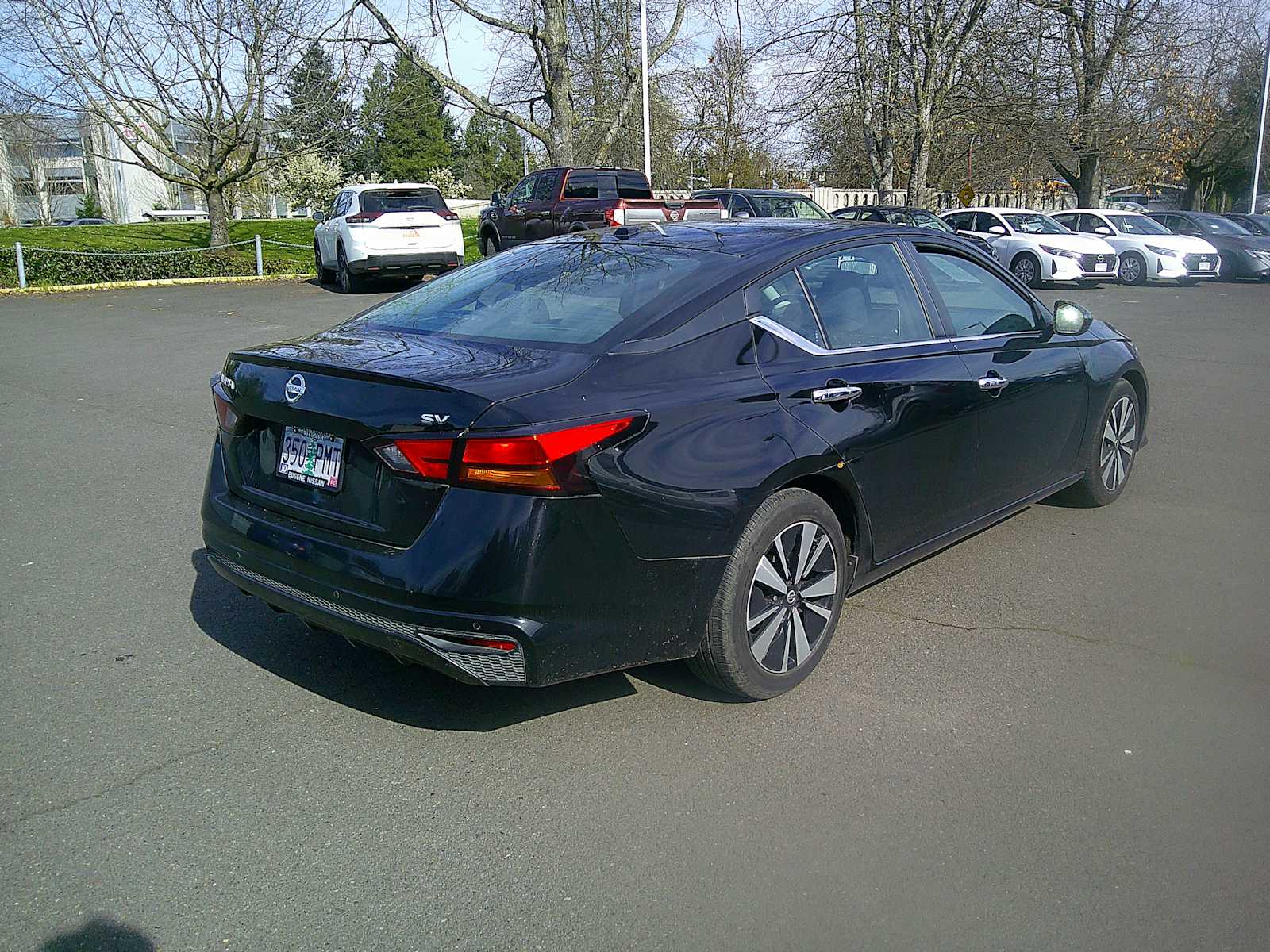 Thumbnail: 2021 Nissan Altima - 5