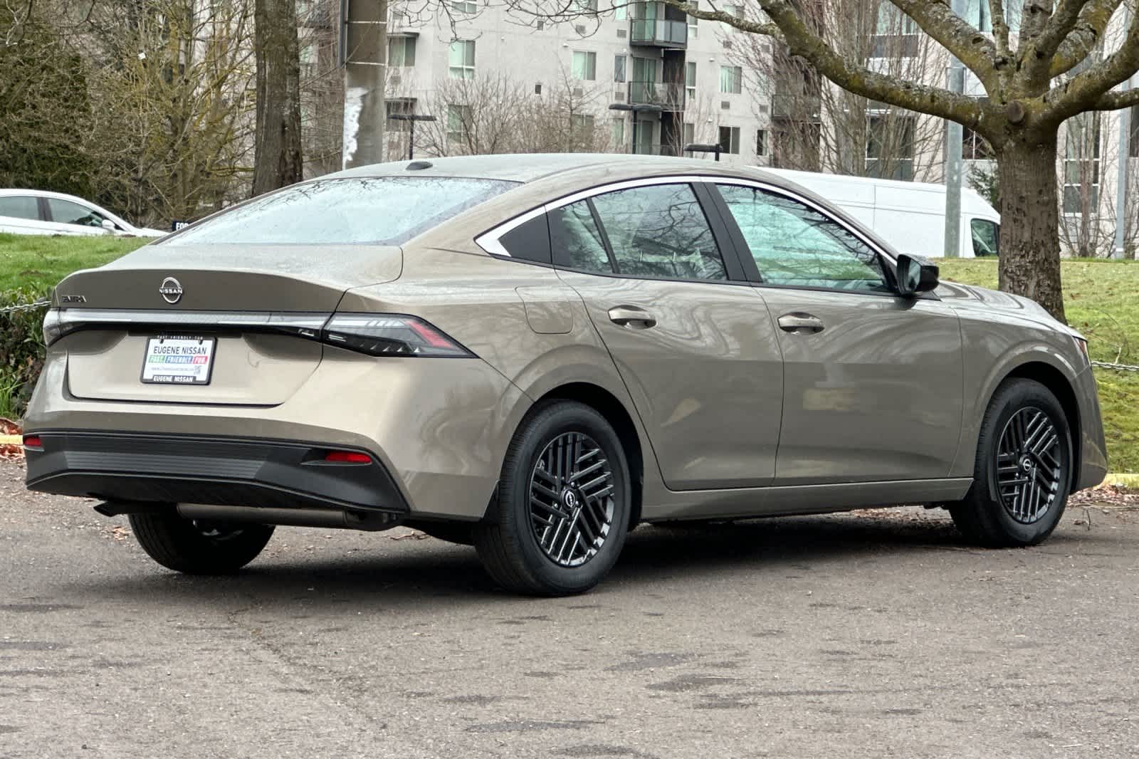 2026 Nissan Sentra SV - Photo 2