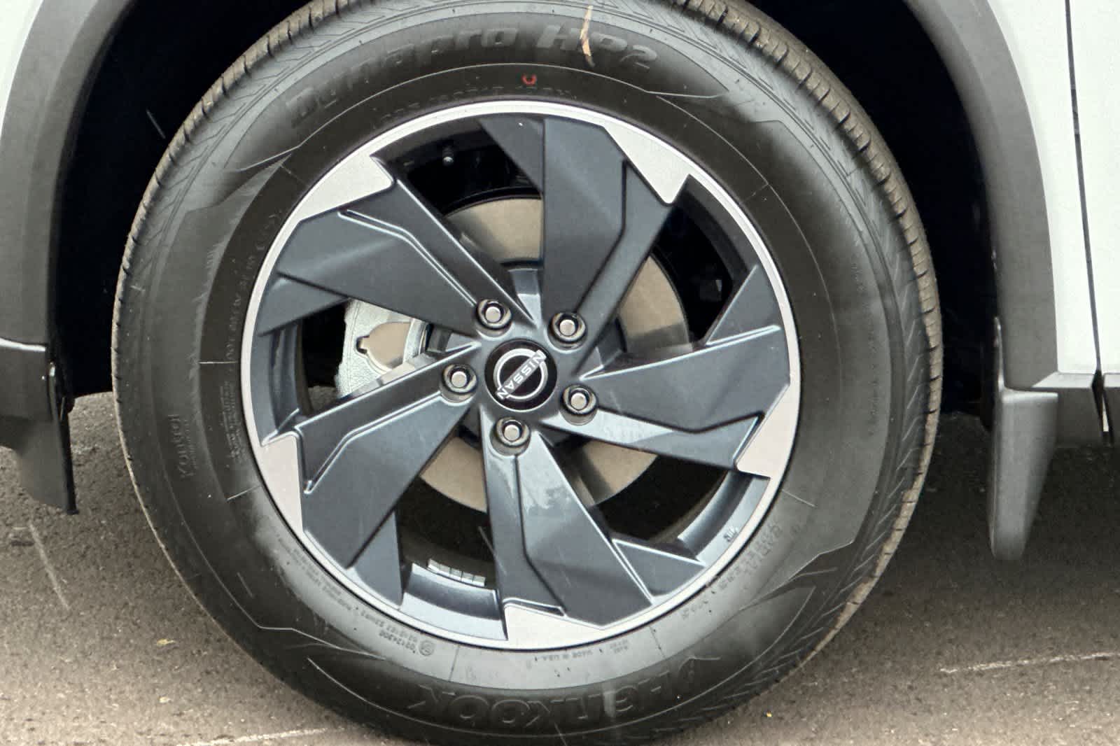 Thumbnail: 2026 Nissan Rogue - 24