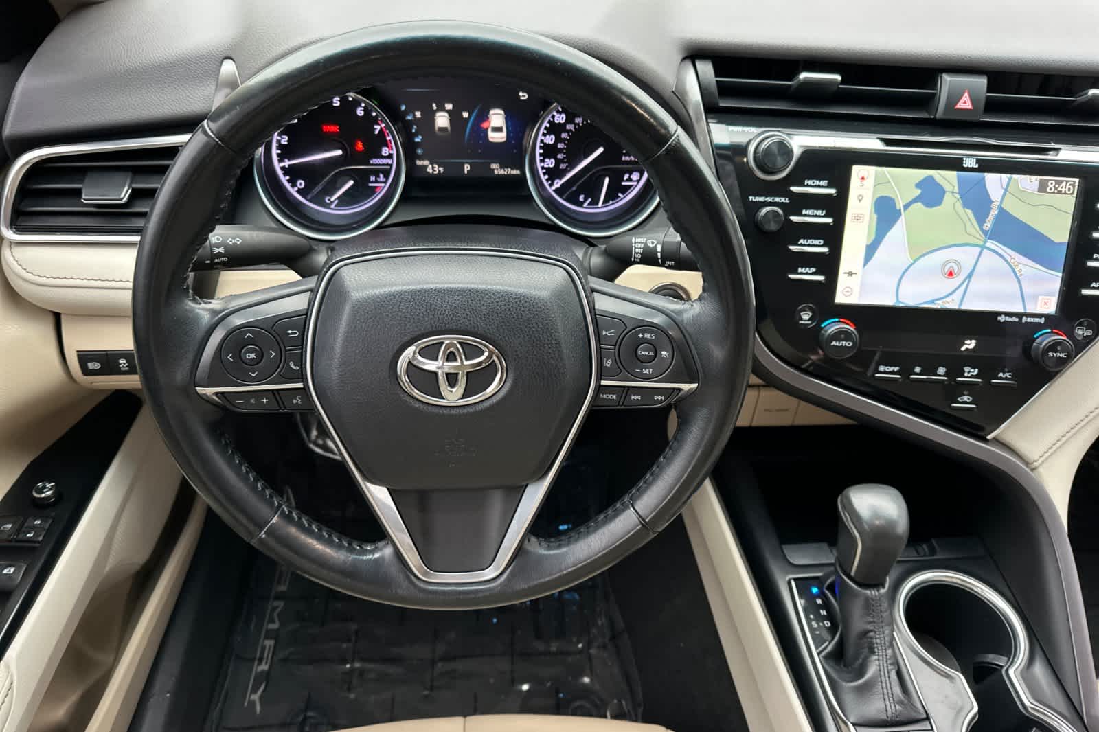 Thumbnail: 2018 Toyota Camry - 14