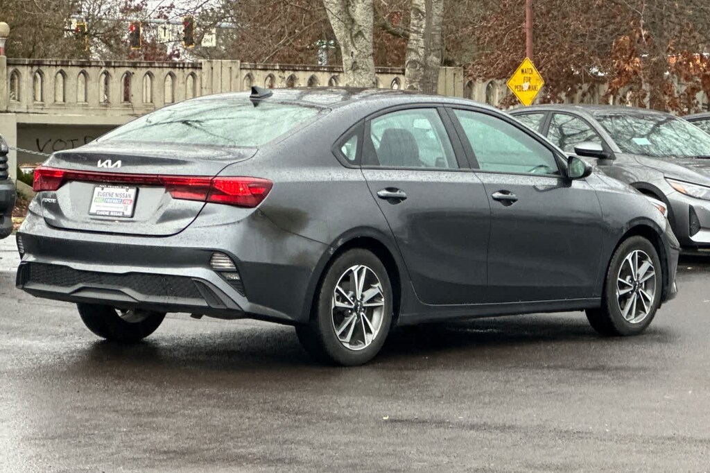 Used 2023 Kia Forte LXS Sedan