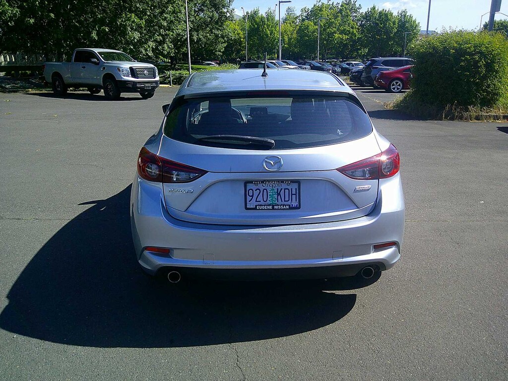 Used 2017 Mazda Mazda3 Touring 2.5 Hatchback