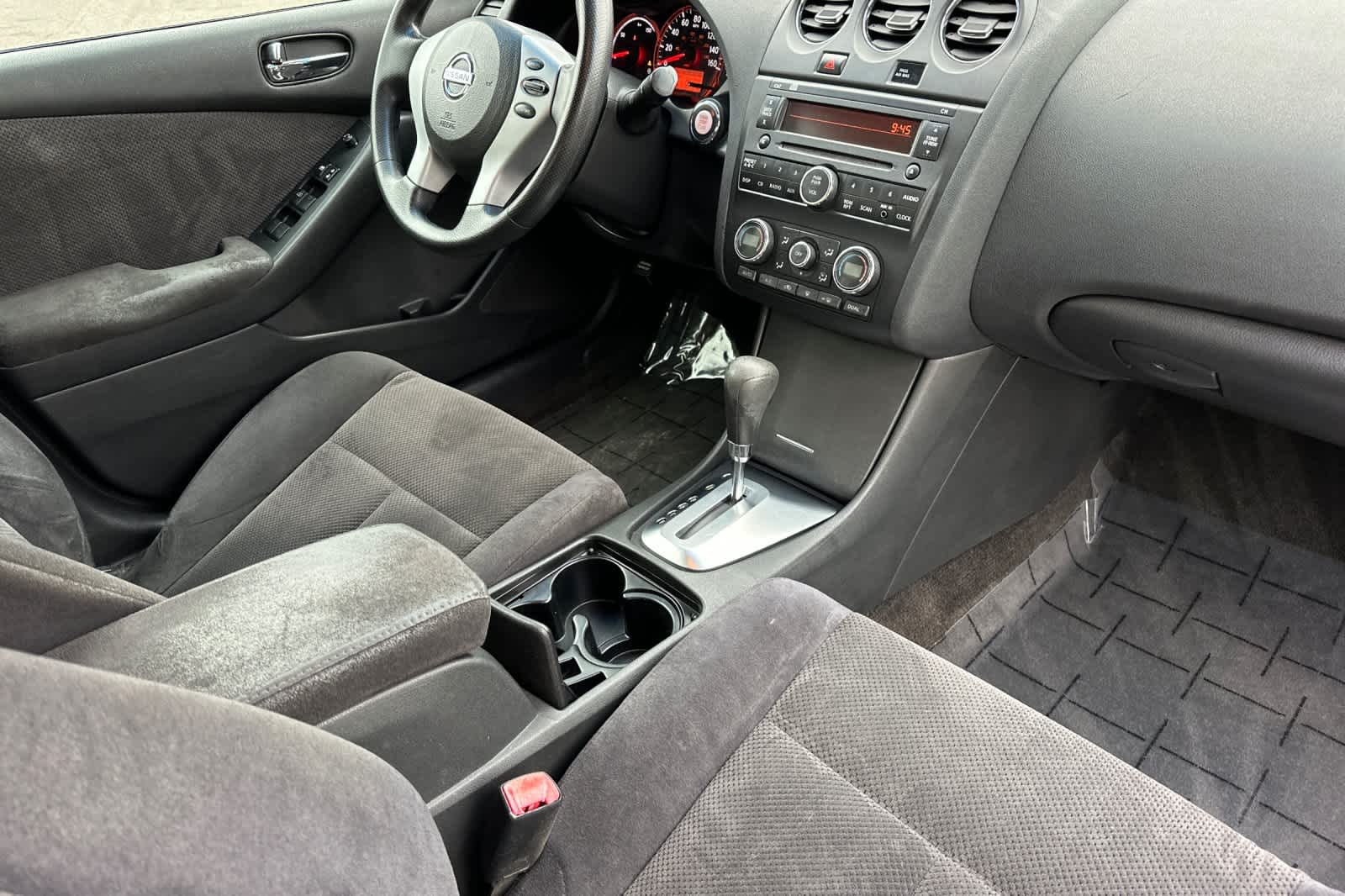 Thumbnail: 2009 Nissan Altima - 15