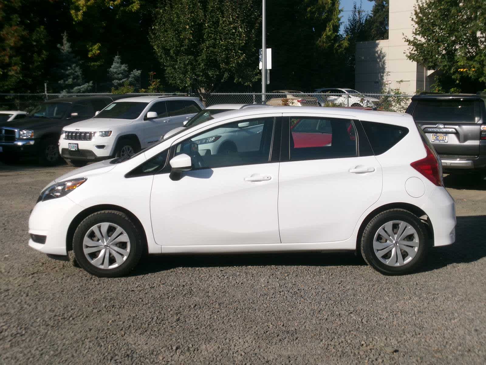 Used 2019 Nissan Versa Note SV with VIN 3N1CE2CP5KL357296 for sale in Eugene, OR