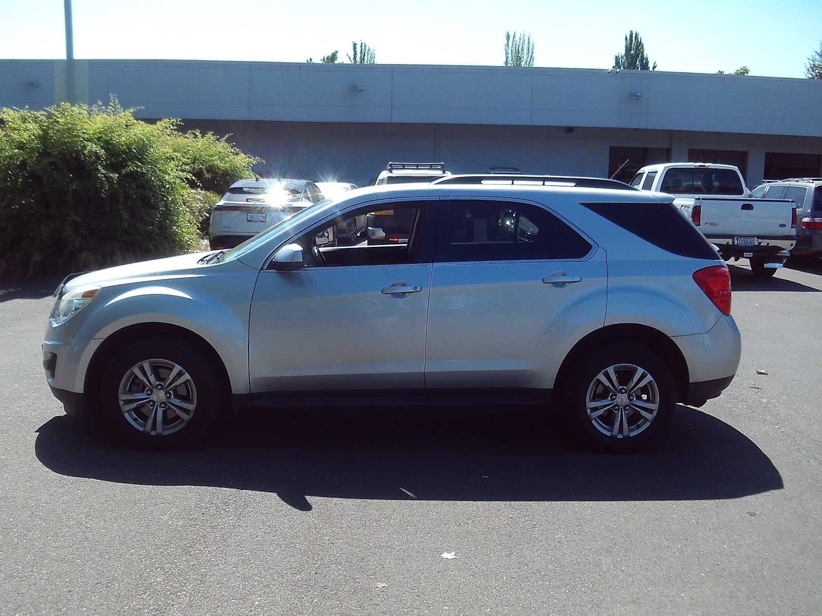 Used 2014 Chevrolet Equinox 1LT with VIN 2GNFLFEK4E6234470 for sale in Eugene, OR