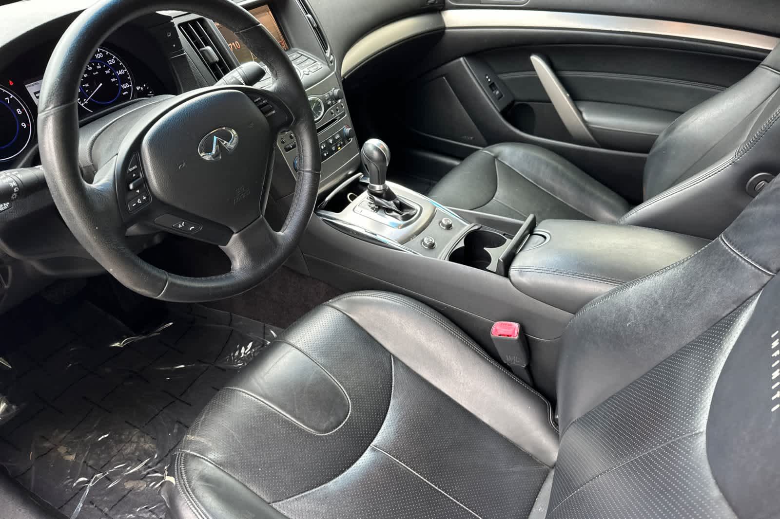 Thumbnail: 2012 INFINITI G37 - 11