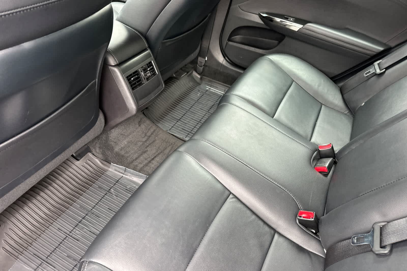 Thumbnail: 2018 Toyota Avalon - 4