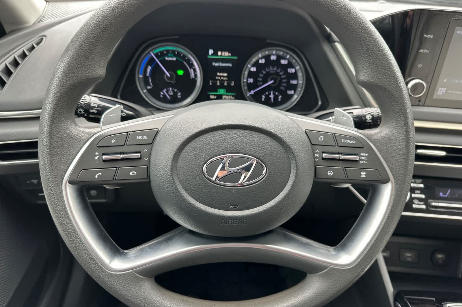 Thumbnail: 2023 Hyundai Sonata - 22