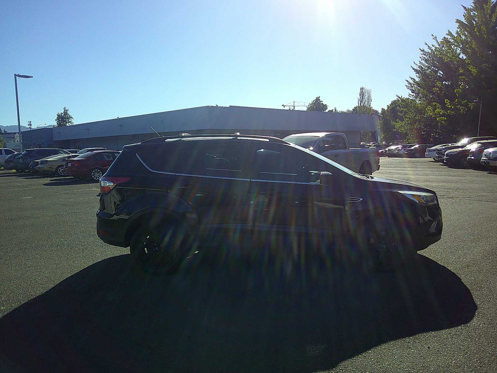 Thumbnail: 2018 Ford Escape - 6