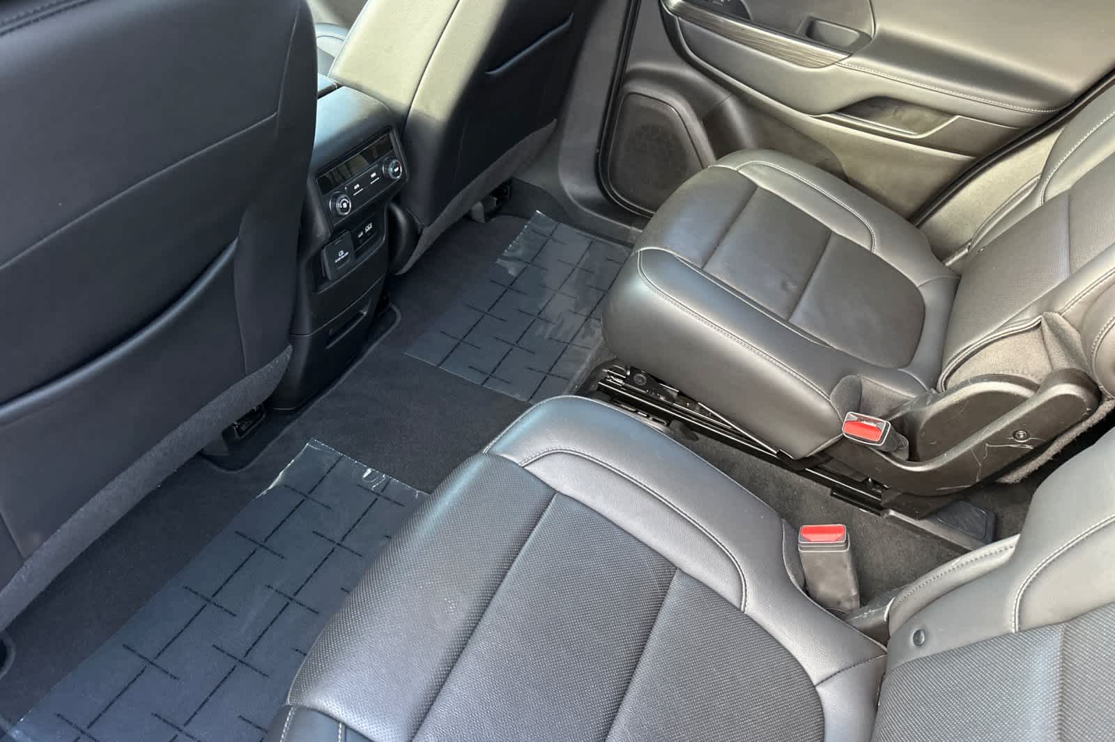 2023 GMC Acadia SLT 4