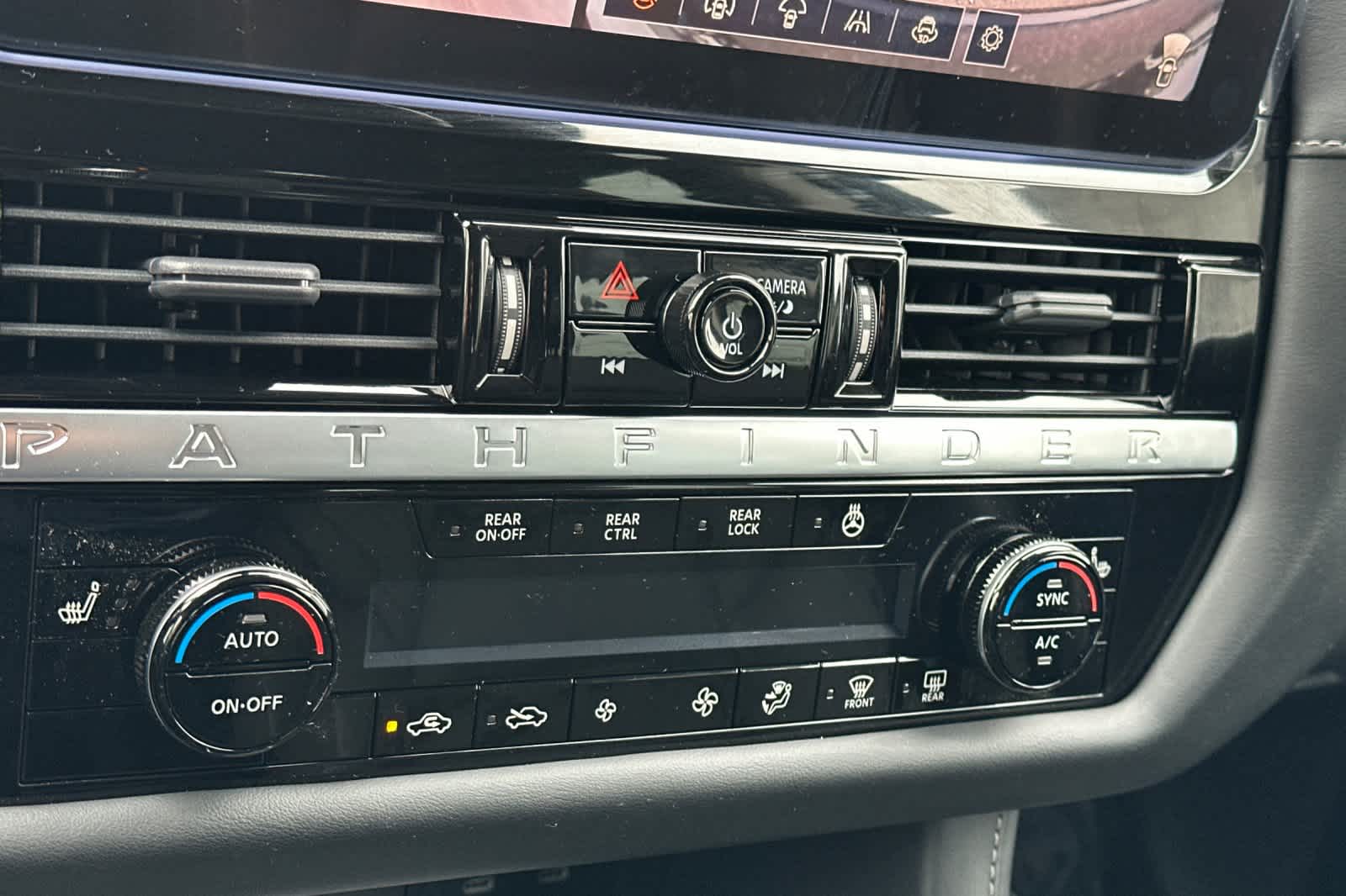 Thumbnail: 2026 Nissan Pathfinder - 20