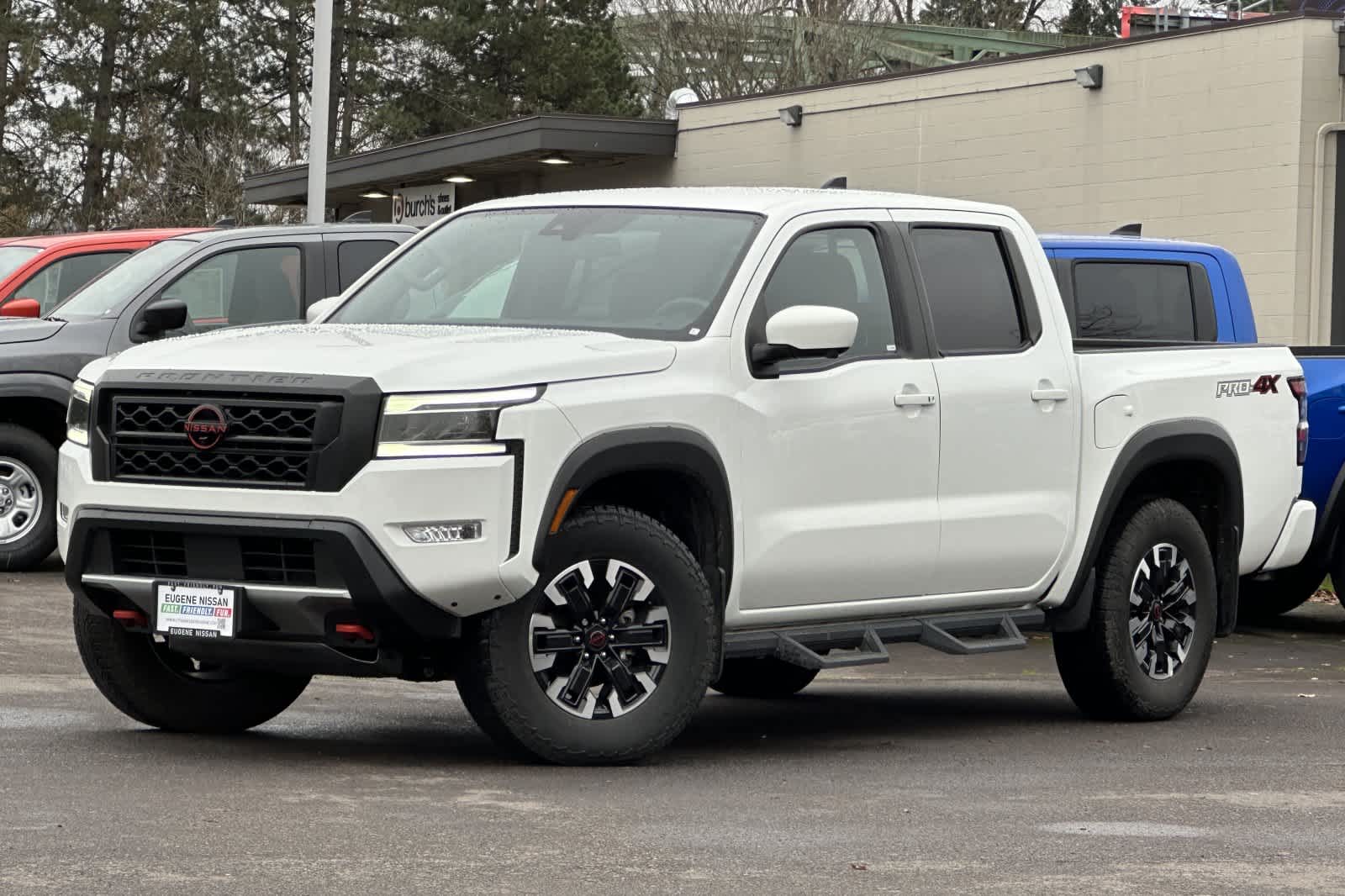 2023 Nissan Frontier PRO-4X's photo