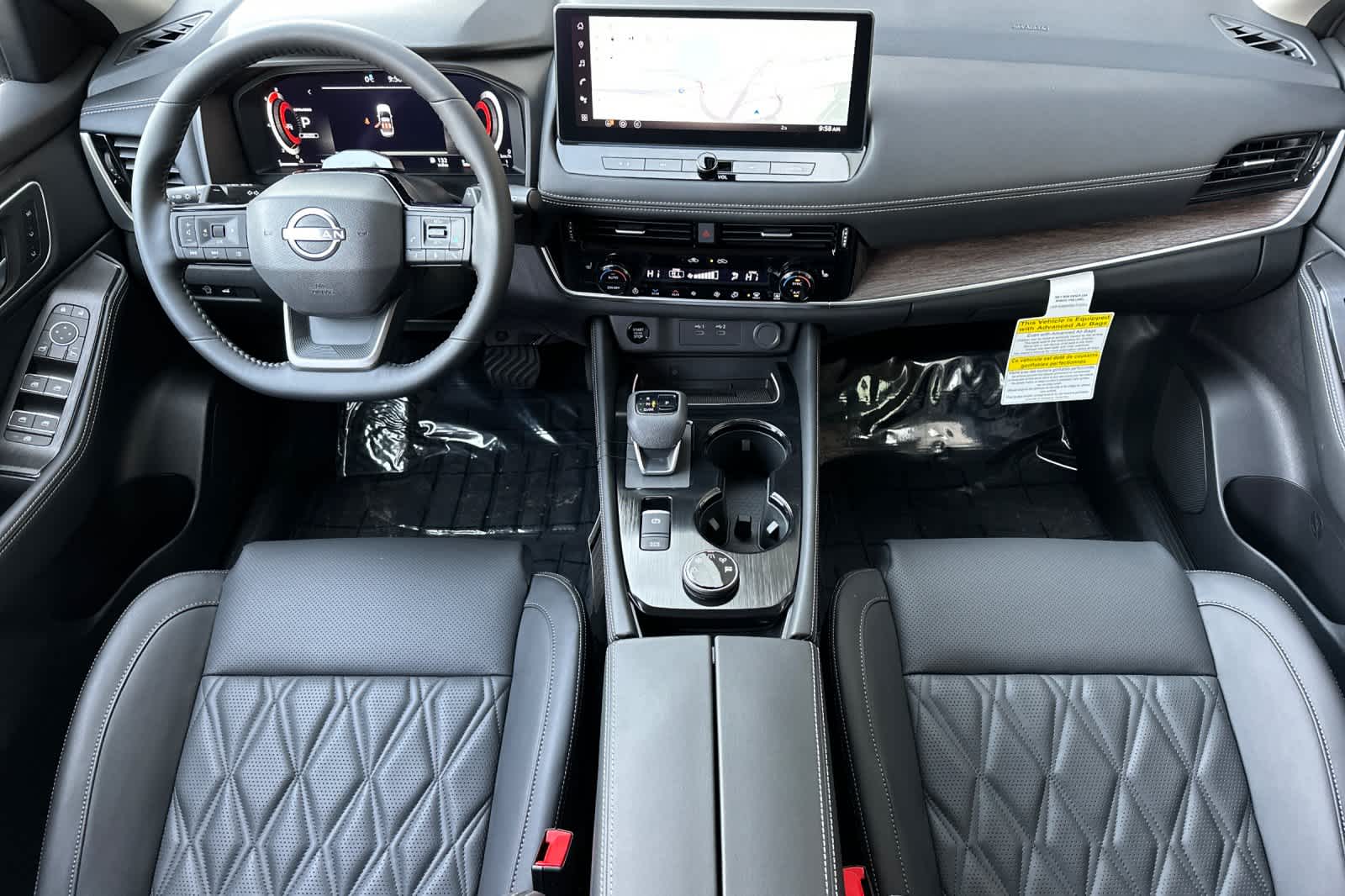 2025 Nissan Rogue Platinum photo 3