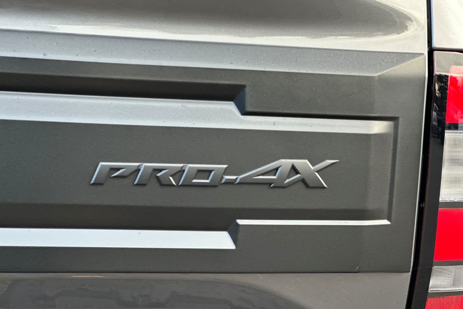 Thumbnail: 2026 Nissan Frontier - 24