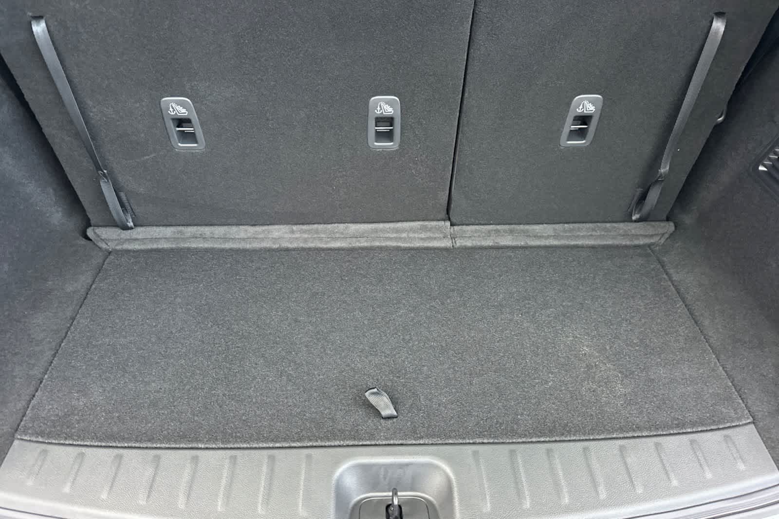 Thumbnail: 2025 Nissan Pathfinder - 16