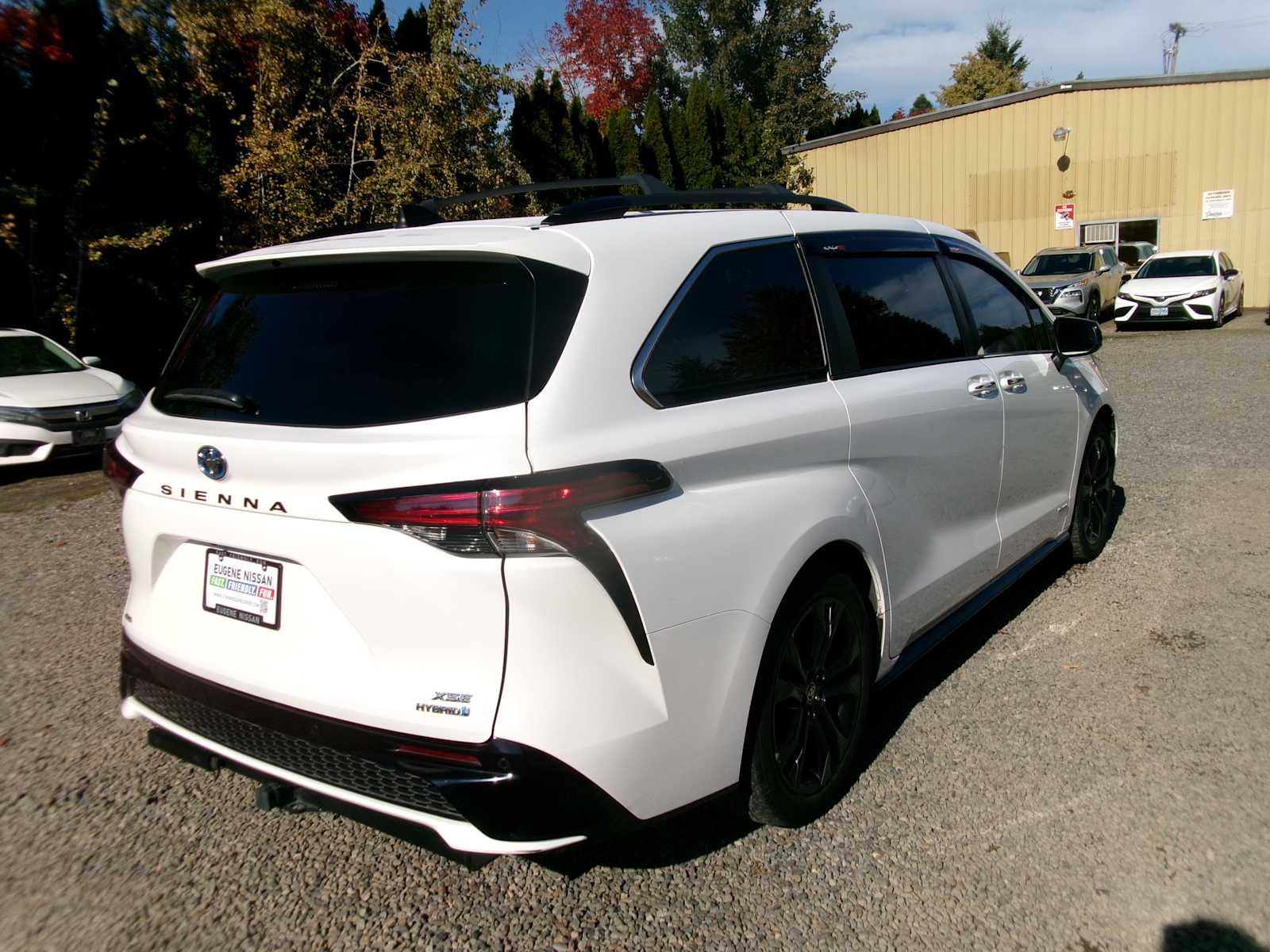 Thumbnail: 2021 Toyota Sienna - 5
