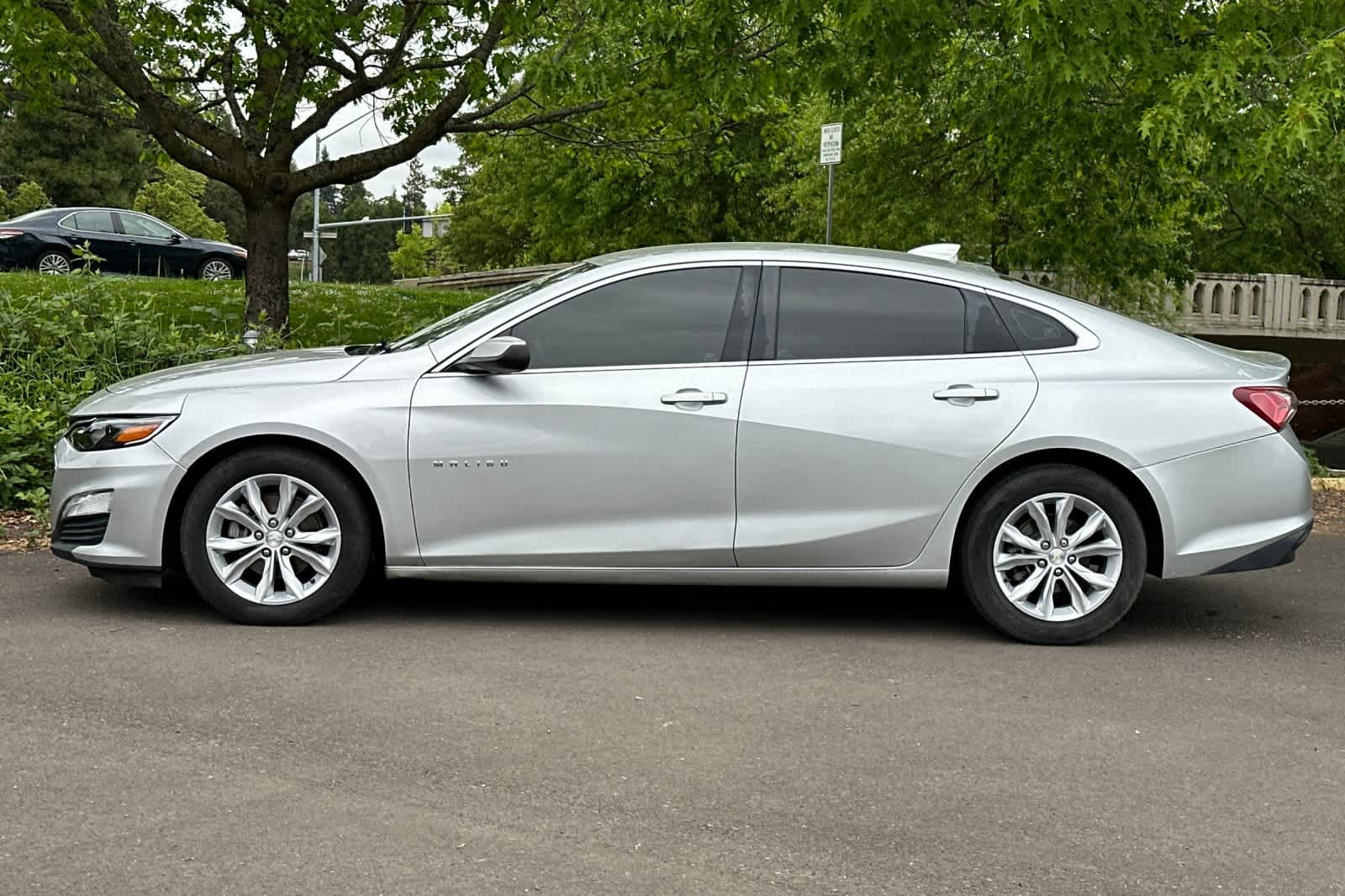 Thumbnail: 2019 Chevrolet Malibu - 5