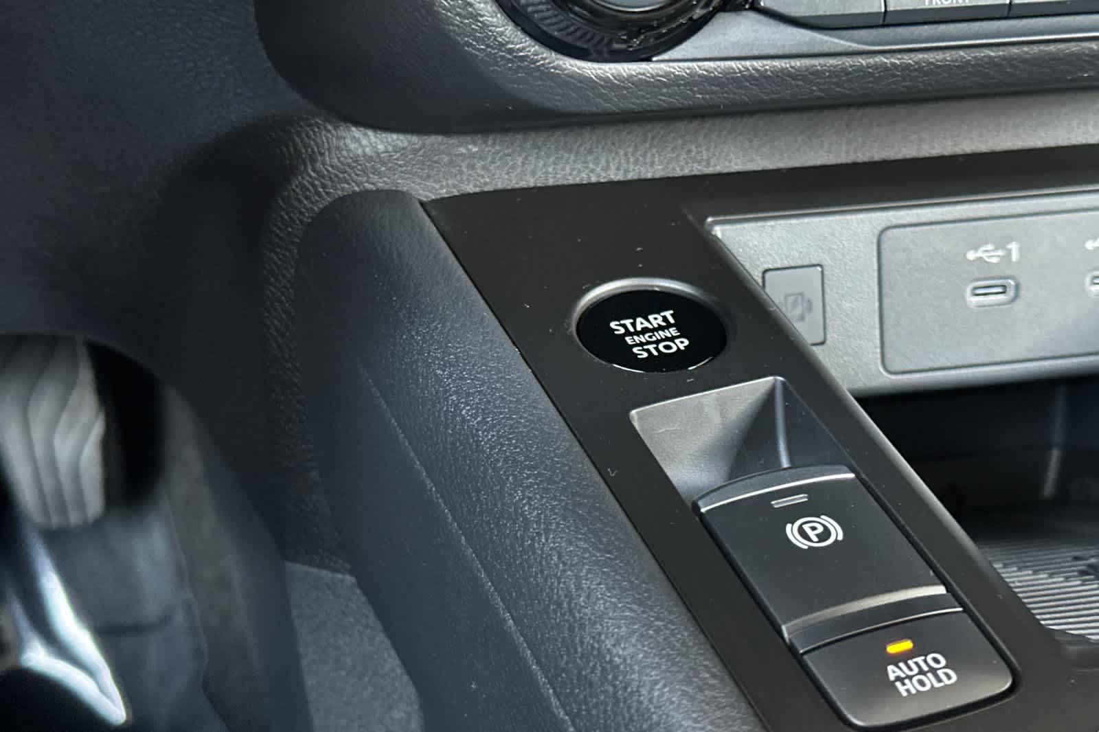 Thumbnail: 2026 Nissan Kicks - 22