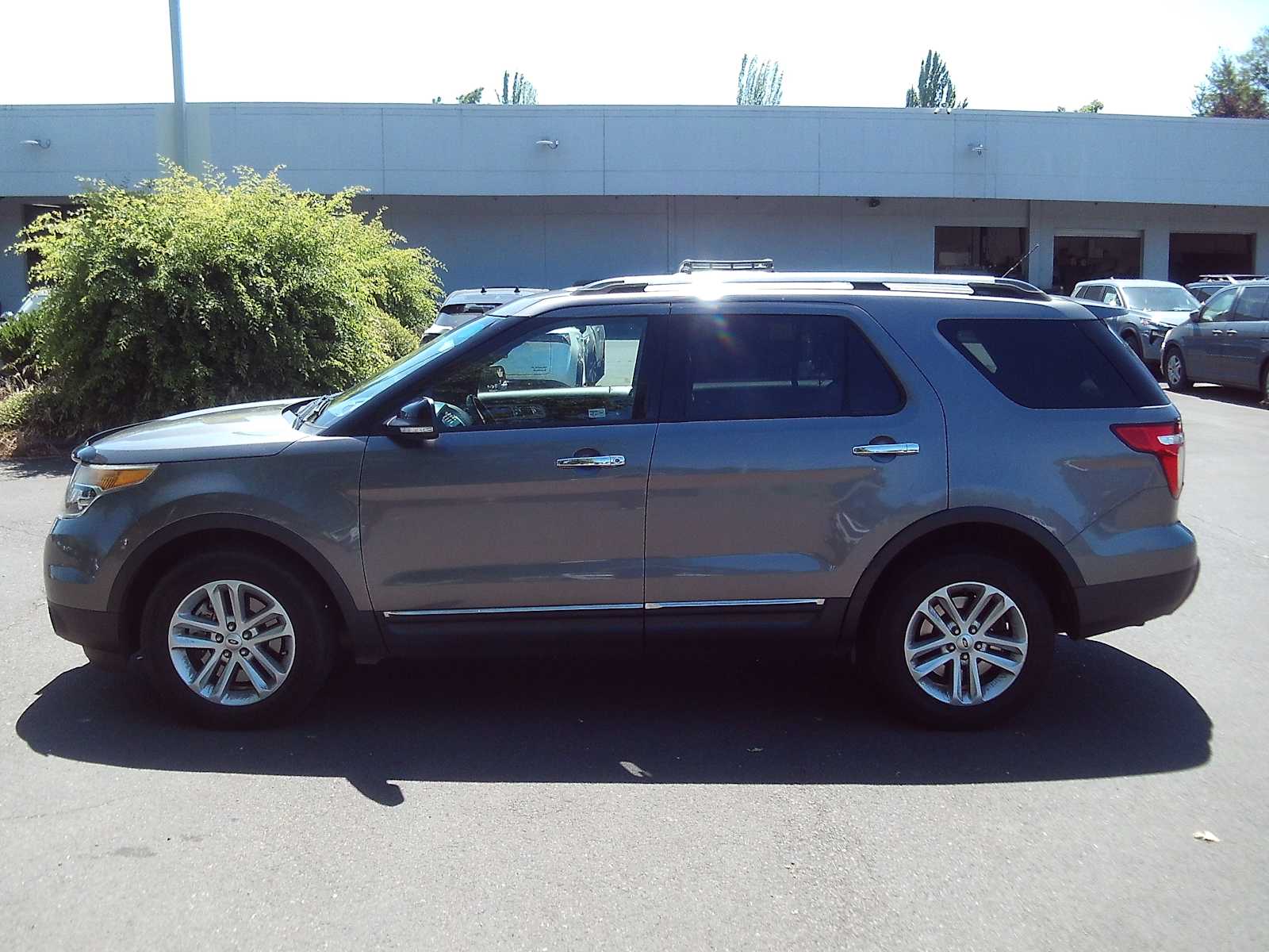 Used 2013 Ford Explorer XLT with VIN 1FM5K8D81DGC94693 for sale in Eugene, OR