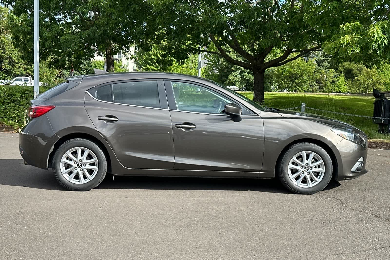 Thumbnail: 2016 Mazda Mazda3 - 7
