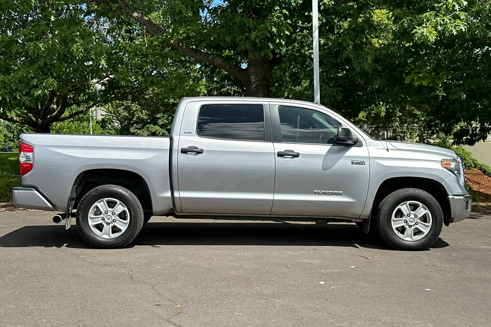 Thumbnail: 2018 Toyota Tundra - 7