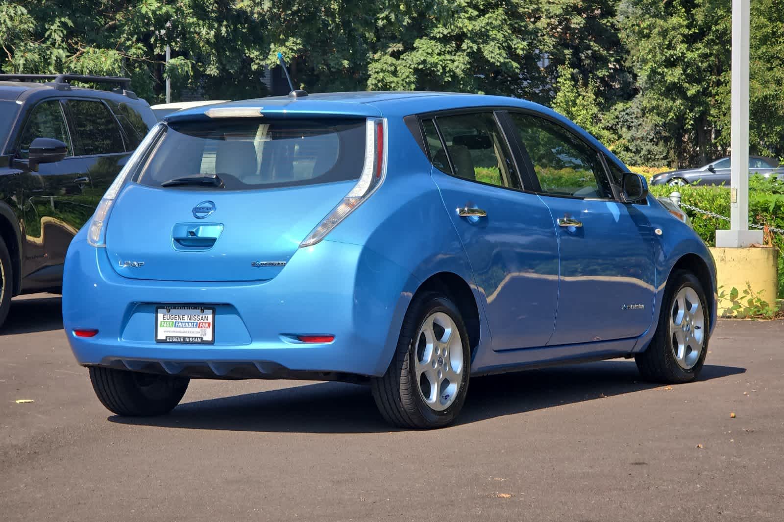 Used 2012 Nissan LEAF SL with VIN JN1AZ0CPXCT024217 for sale in Eugene, OR