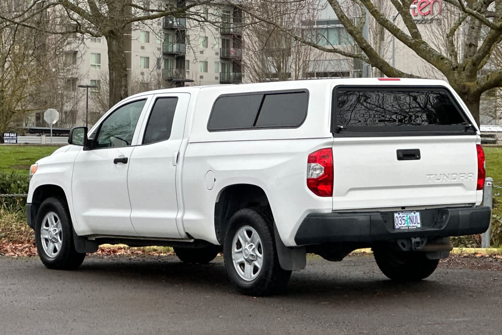 Thumbnail: 2016 Toyota Tundra - 6
